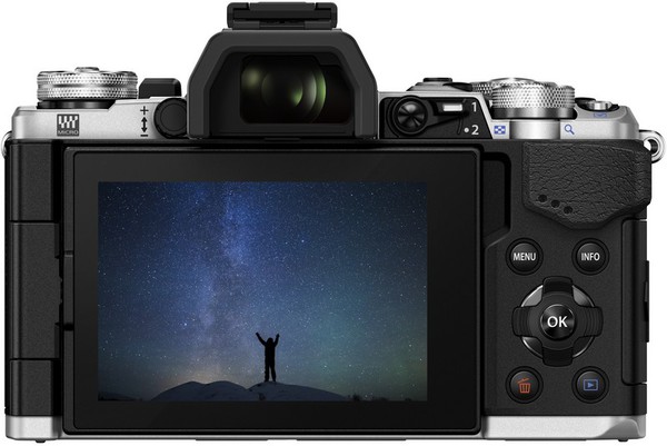 Цифровой фотоаппарат OLYMPUS E-M5 mark II 12-50 Kit silver/black V207042SE000