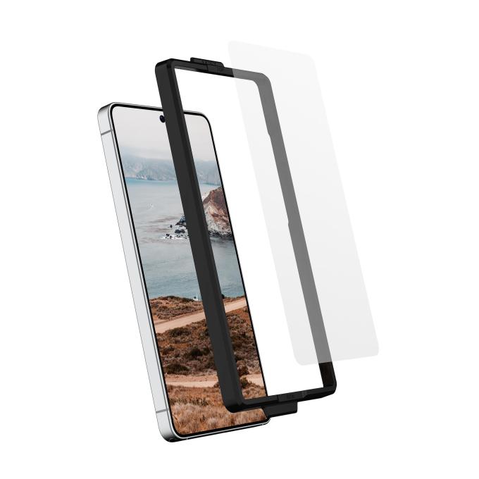 UAG 24447611NA