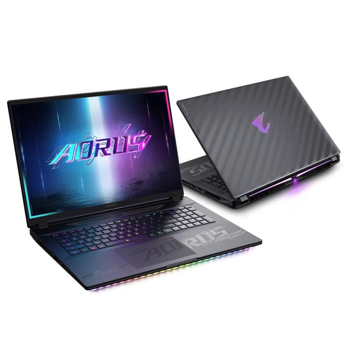 GIGABYTE AORUSMAST 16 BZHC6UAE65SP