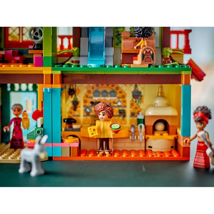 LEGO 43245-