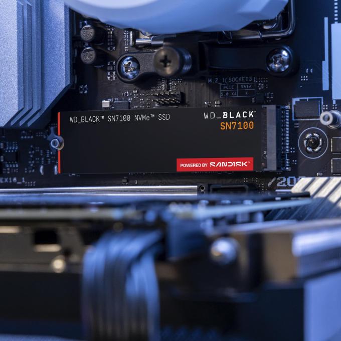 WD WDS200T4X0E