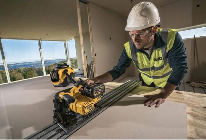 DeWALT DCS520NT