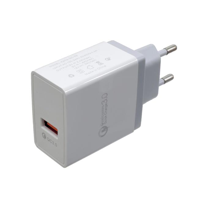Patron PN-QC3-220V-W