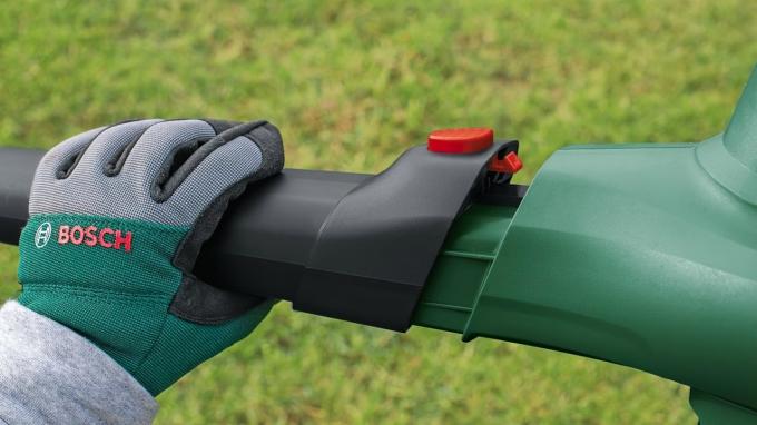 BOSCH Universal GardenTidy 3000 (06008B1001)