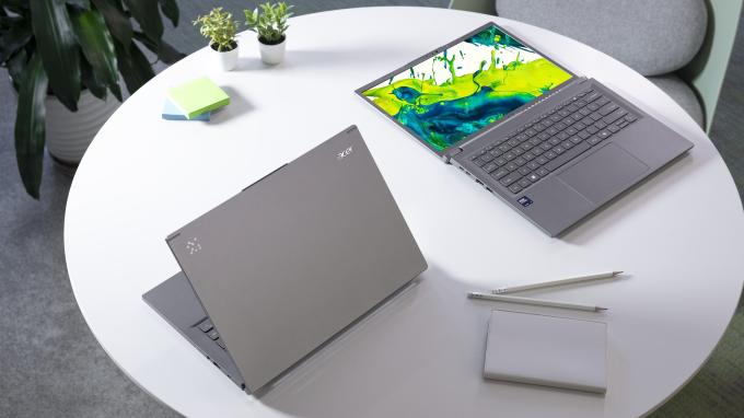 Acer NX.JFVEU.004