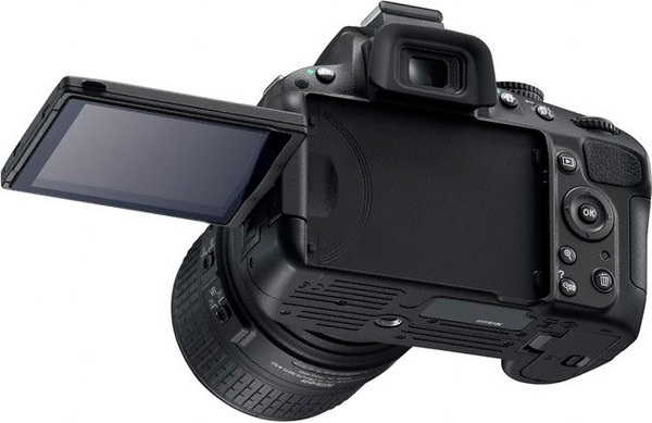 Цифровой фотоаппарат Nikon D5100 Kit AF-S DX 18-55 VR + 55-200 VR VBA310K003