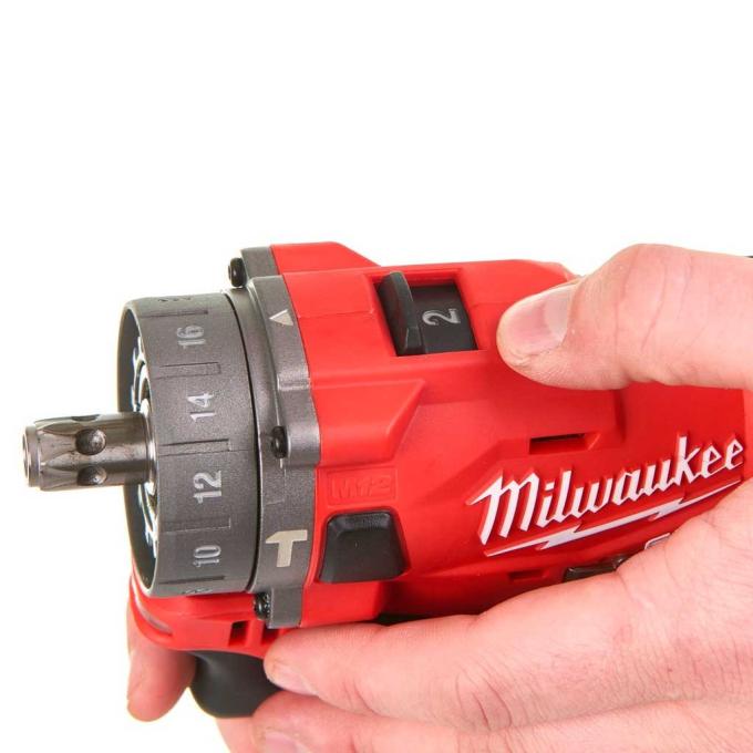 Milwaukee 4933464138