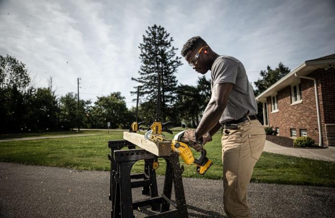 DeWALT DCMPS520N