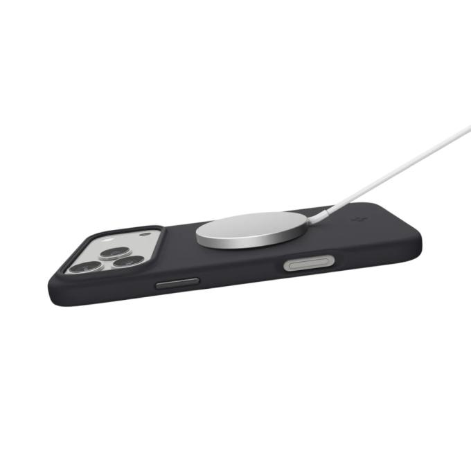 Spigen ACS10270