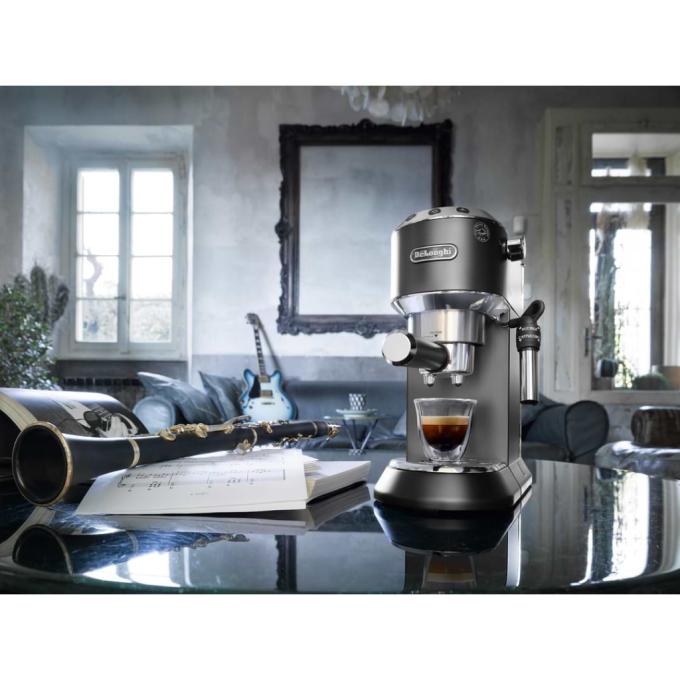 DeLonghi EC685.BK