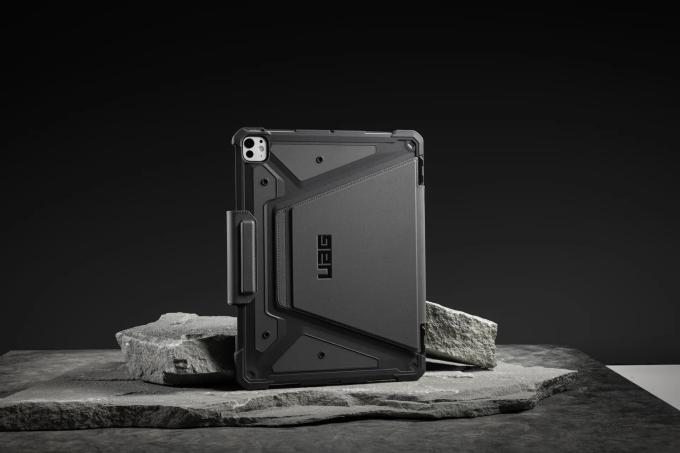 UAG 124475114040