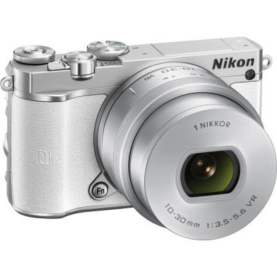 Цифровой фотоаппарат Nikon 1 J5 +10-30mm PD-Zoom Kit White VVA242K001