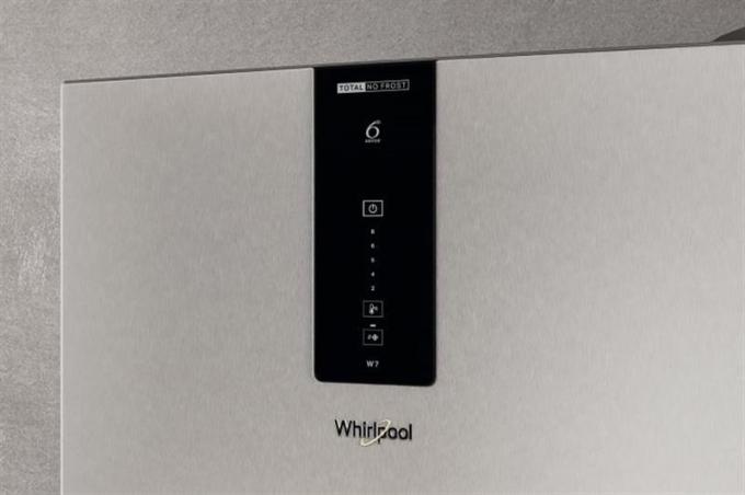 Whirlpool W7X 82O OX