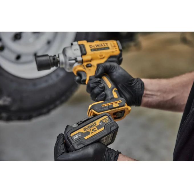 DeWALT DCF891N