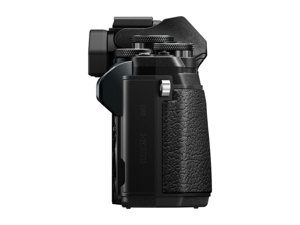 Цифровой фотоаппарат OLYMPUS E-M10 mark III Body black V207070BE000