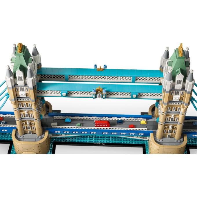 LEGO 21067