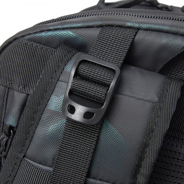 RivaCase 7663 (Navy camo)