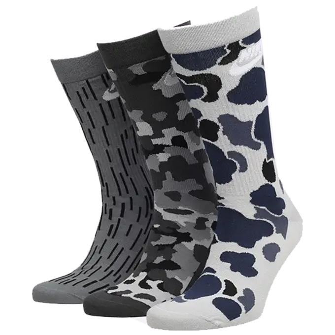 Nike 195244783717