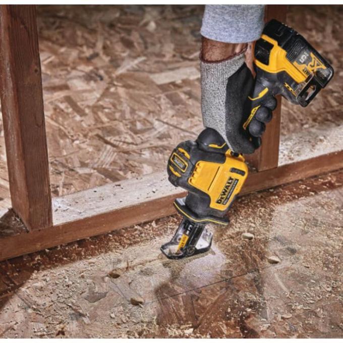 DeWALT DCS369N