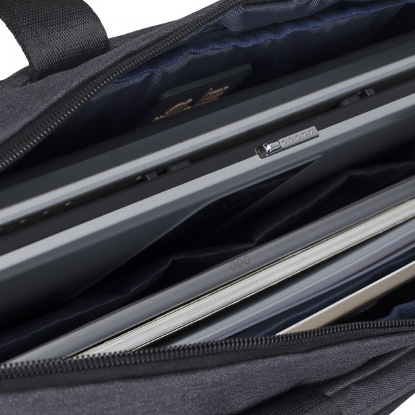 RivaCase 7730 (Black)