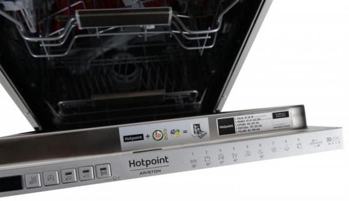 Hotpoint-Ariston HSIO 3O23 WFE