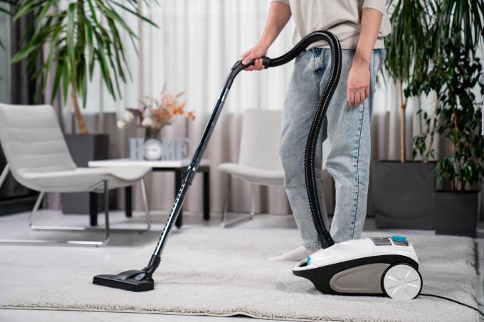 Ardesto VC-I-B800W