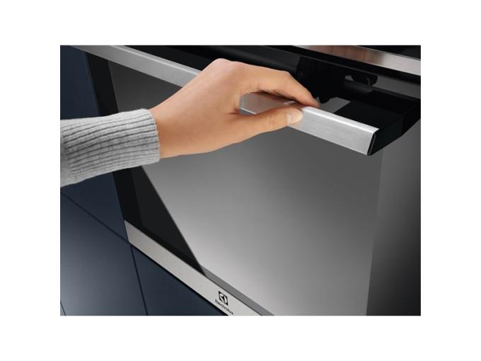 ELECTROLUX EOC8P39WX