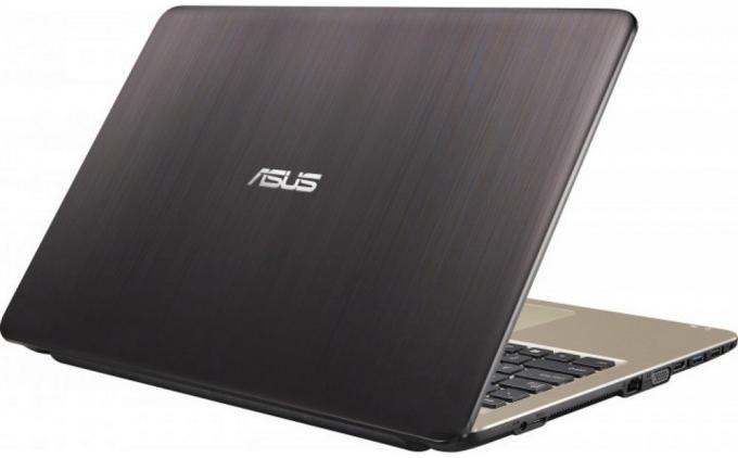 Ноутбук ASUS X540YA-XO747D 15.6AG/AMD E2-6110/4/500/Radeon R2/DOS 90NB0CN1-M11330