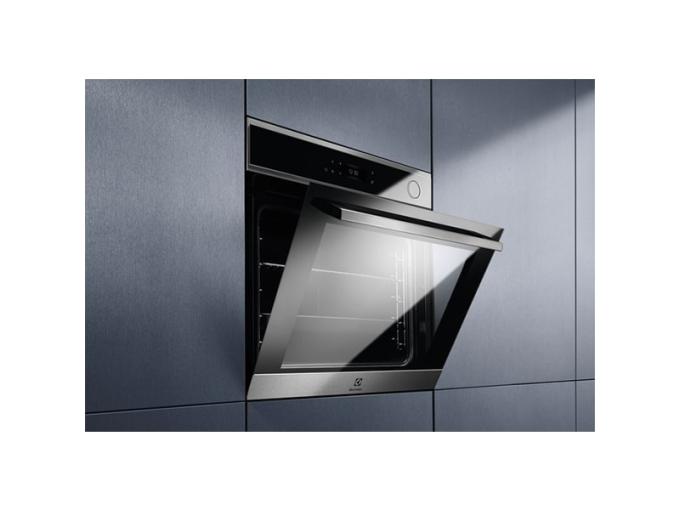 ELECTROLUX EOC8P39WX