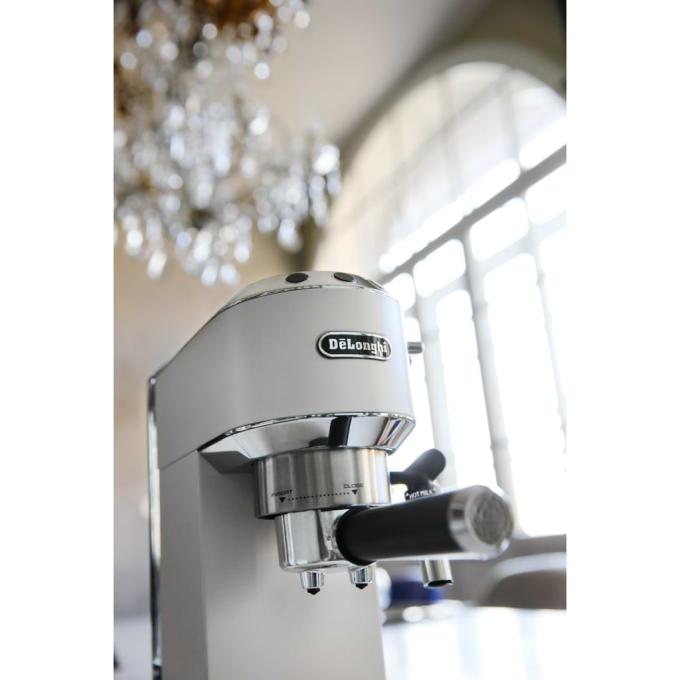 DeLonghi EC685W