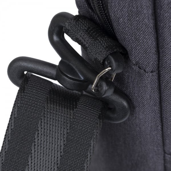 RivaCase 7730 (Black)