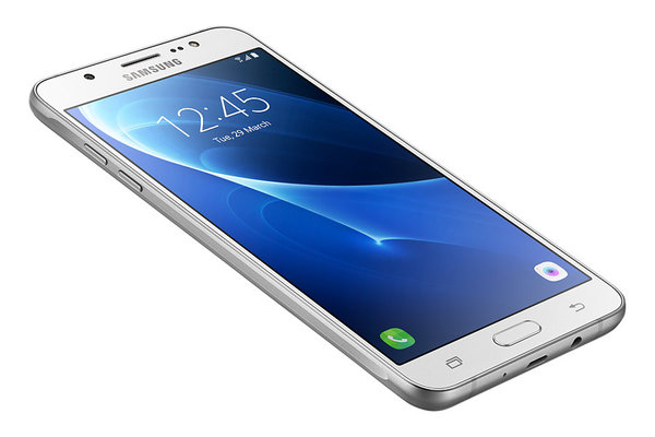 Мобильный телефон Samsung SM-J710F (Galaxy J7 2016 Duos) White SM-J710FZWUSEK
