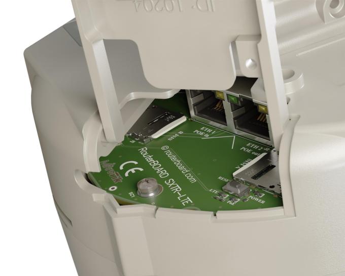 Mikrotik SXTR&FG621-EA