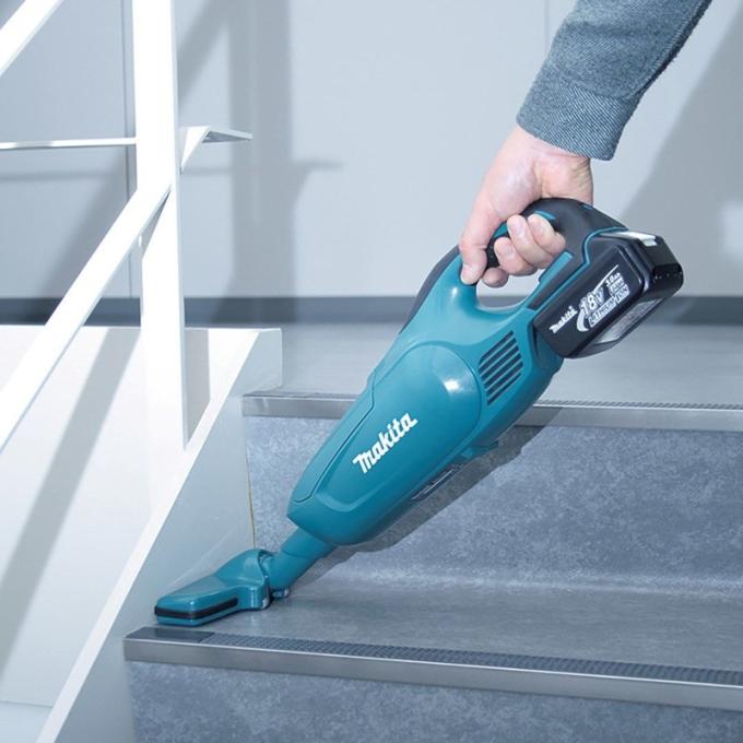 Makita CL107FDZ