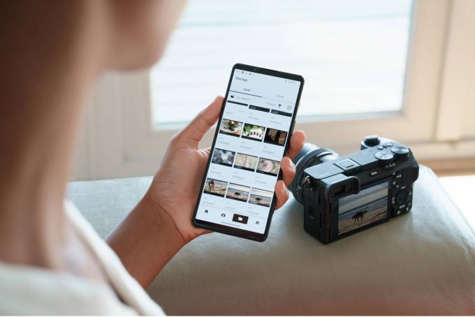 SONY ILCE6700B.CEC