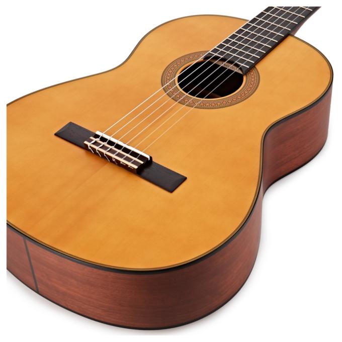 Yamaha CG122MS