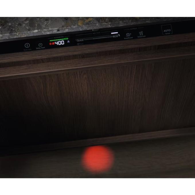 ELECTROLUX EEM48300L