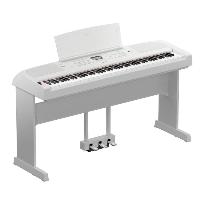 Yamaha DGX-670WH