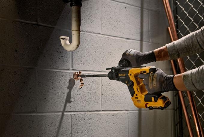 DeWALT DCH072N