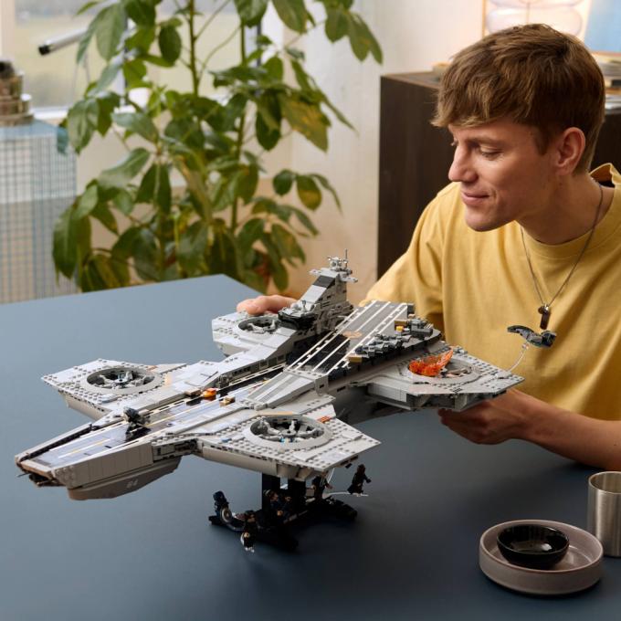 LEGO 76354