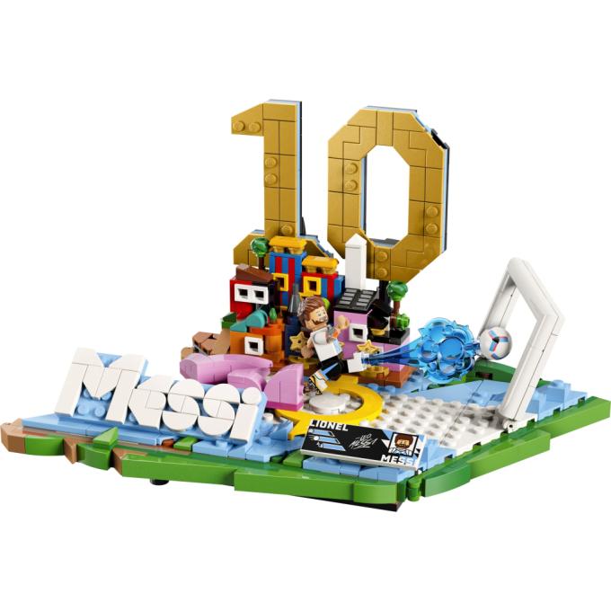 LEGO 43011