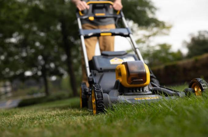 DeWALT DCMWP500N