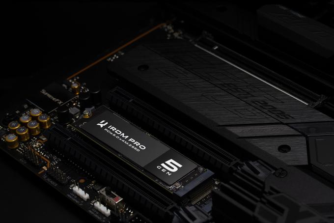 Goodram IRP-SSDPR-P54S-1K0-80