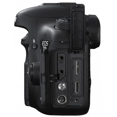 Цифровой фотоаппарат CANON EOS 7D Mark II EF-S 18-135 IS STM 9128B045