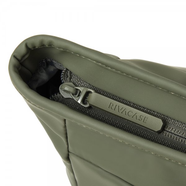 RivaCase 7821 (Olive green)