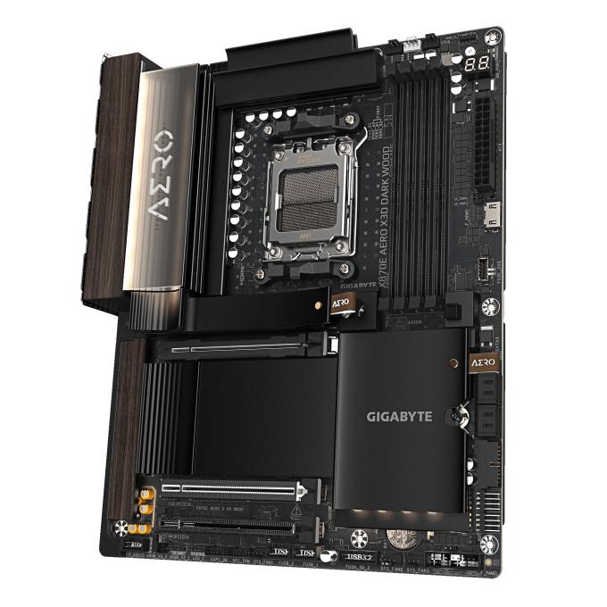 GIGABYTE X870E AERO X DK WOOD