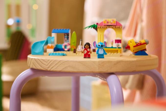 LEGO 43280