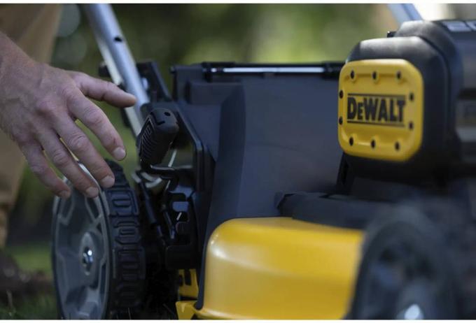 DeWALT DCMWSP156W2