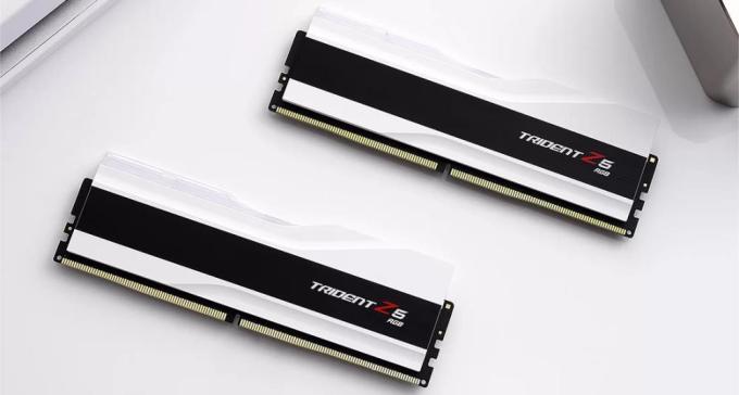 G.Skill F5-6400J3239G16GX2-TZ5RW