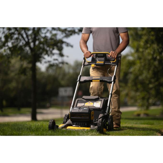 DeWALT DCMWP134W2